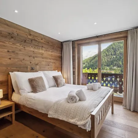 Ksara By Mrs Miggins *