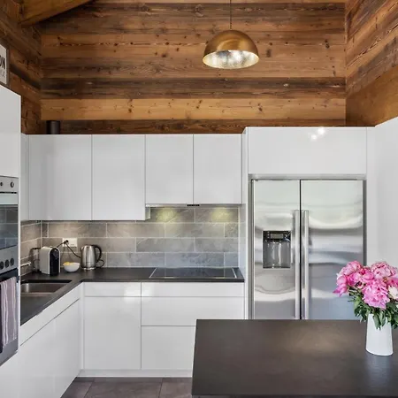 Alpstuga Ksara By Mrs Miggins *